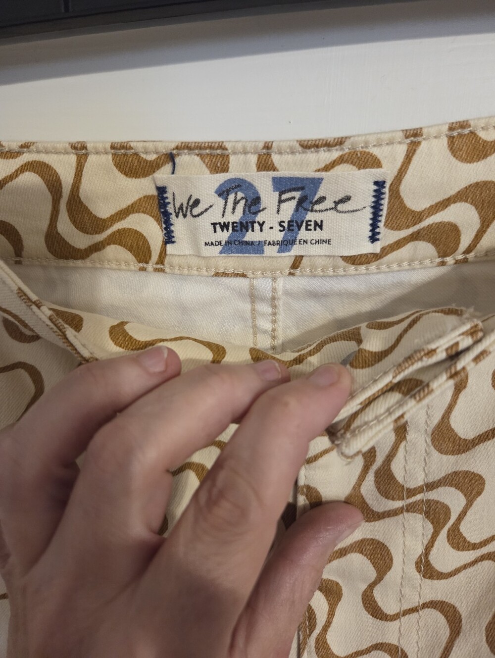 Free People Patterned Flare Jeans Size 27, NWT - Picture 5 of 13